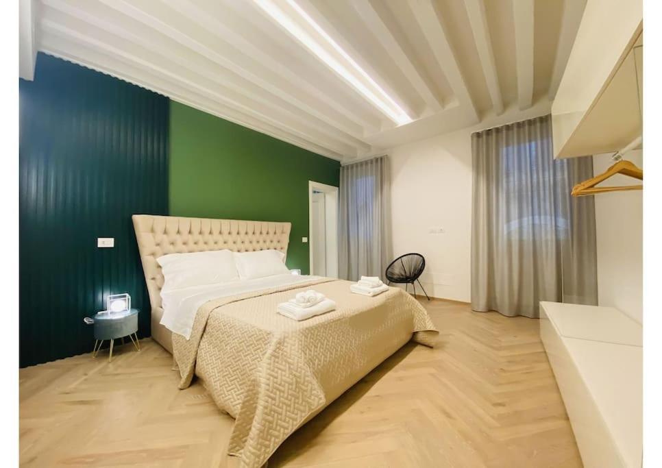 Sweet Time Venice, Luxury San Marco Frezzaria Apt! Exteriör bild
