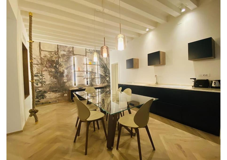 Sweet Time Venice, Luxury San Marco Frezzaria Apt! Exteriör bild